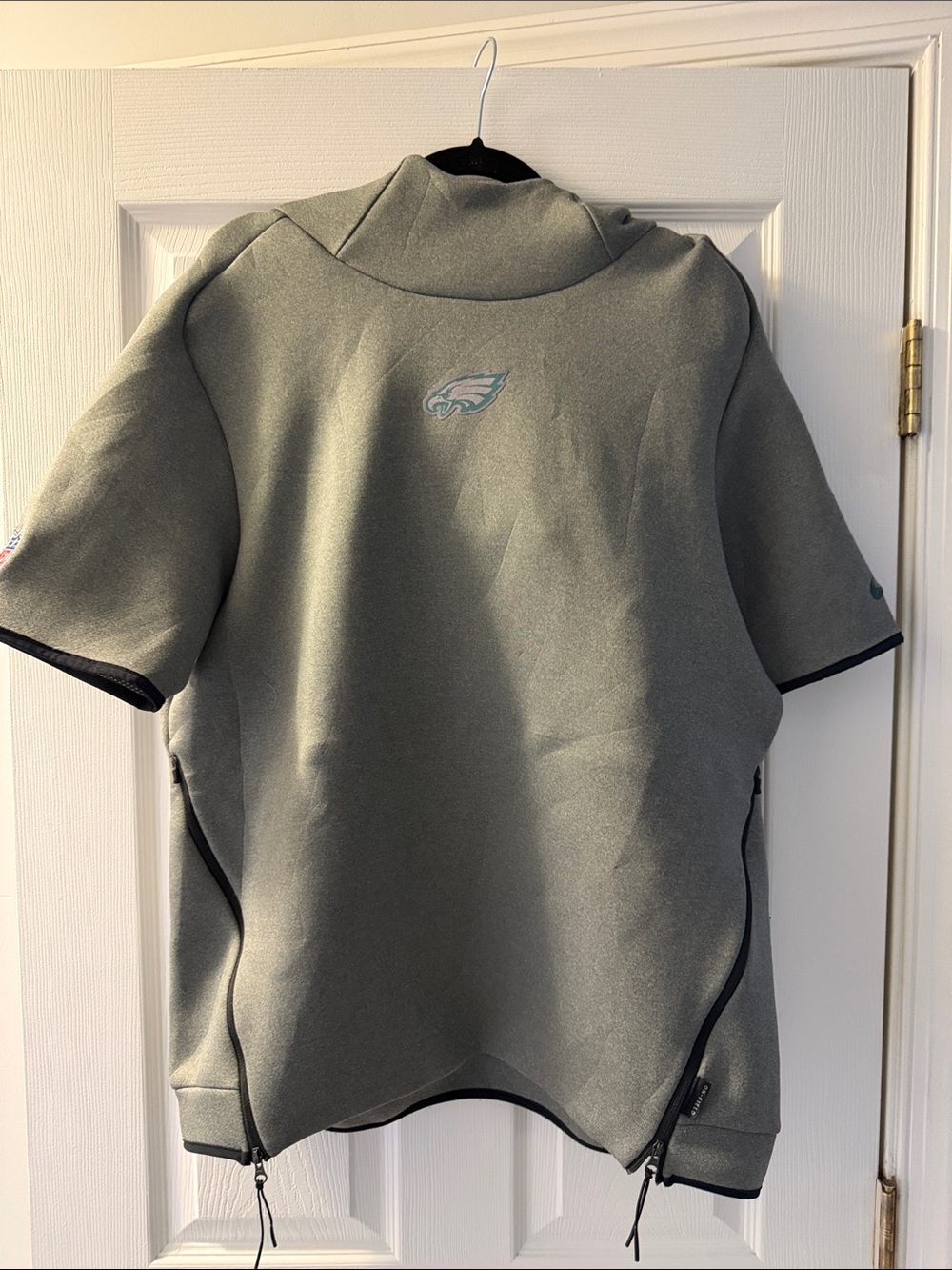 Philadelphia Eagles light grey Short-Sleeve Pullover Hoodie On the Field L